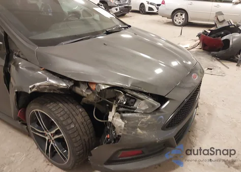 2016 Ford Focus St from USA, damaged, VIN 1FADP3L99GL295476